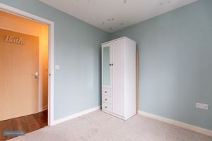 Bedroom- click for photo gallery